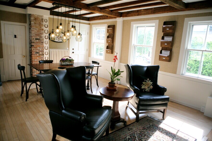 More Photos Of 353 Boston Post Rd, Sudbury Office For Lease