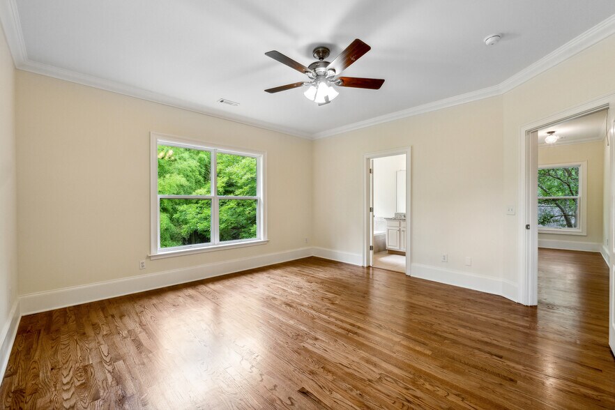 More Photos Of 1303 N Druid Hills Rd NE, Brookhaven Office Residential For Sale