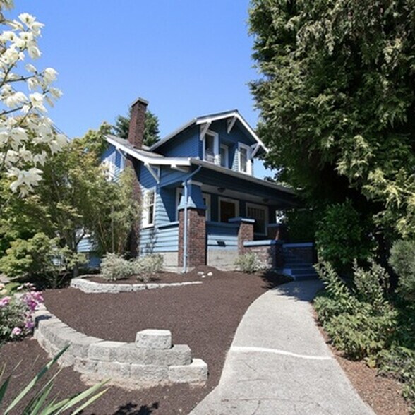 Primary Photo Of 1302 N 49th St, Seattle Apartments For Sale