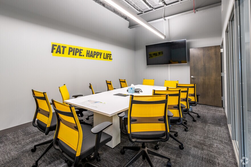 More Photos Of 3404 Lorain Ave, Cleveland Office Residential For Sale