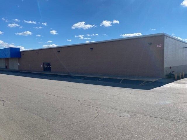 More Photos Of 2063 W 4th St, Mansfield Freestanding For Lease