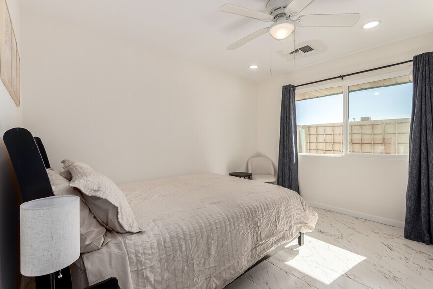 More Photos Of 10441 W Twin Oaks Dr, Sun City Assisted Living For Sale