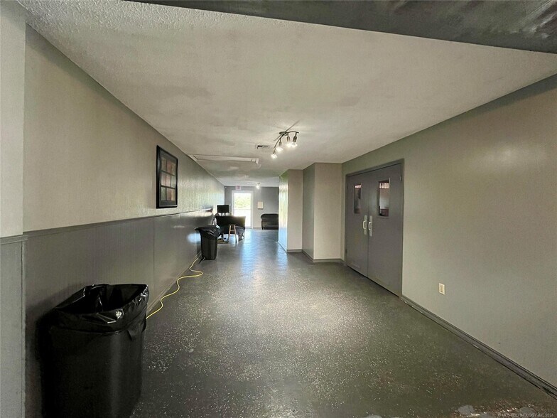 More Photos Of 2710 S Cherokee Dr, Muskogee Religious Facility For Sale