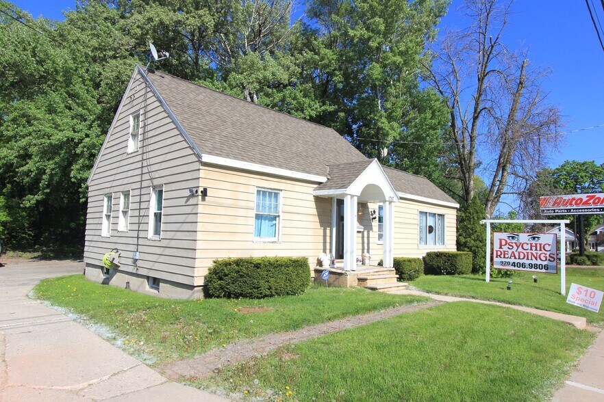 Primary Photo Of 1757 Main St, Green Bay Storefront Retail Office For Sale