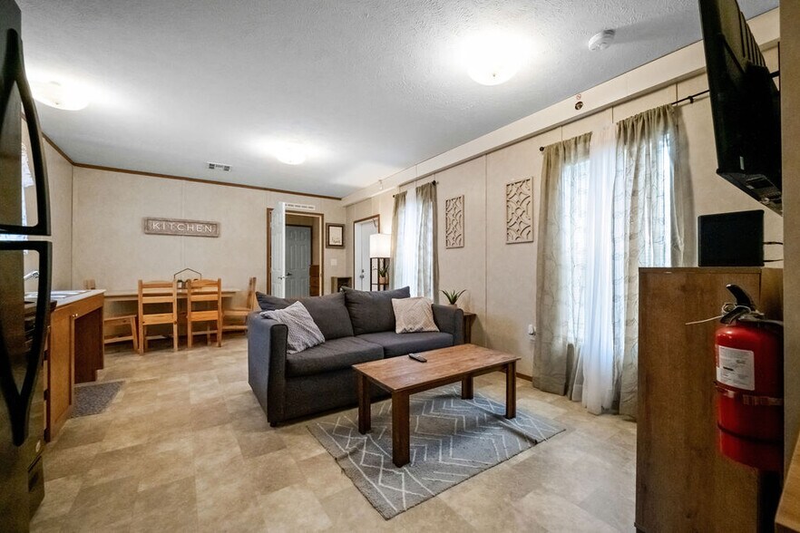 More Photos Of 2659 2nd St, Hurricane Manufactured Housing Mobile Home Park For Sale