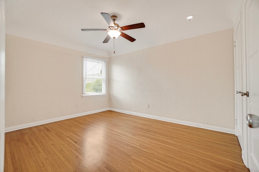 More Photos Of 2250 Magnolia Ave, Long Beach Multifamily For Sale