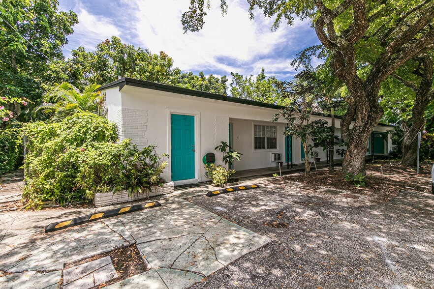 More Photos Of 1717 NE 12th St, Fort Lauderdale Apartments For Sale