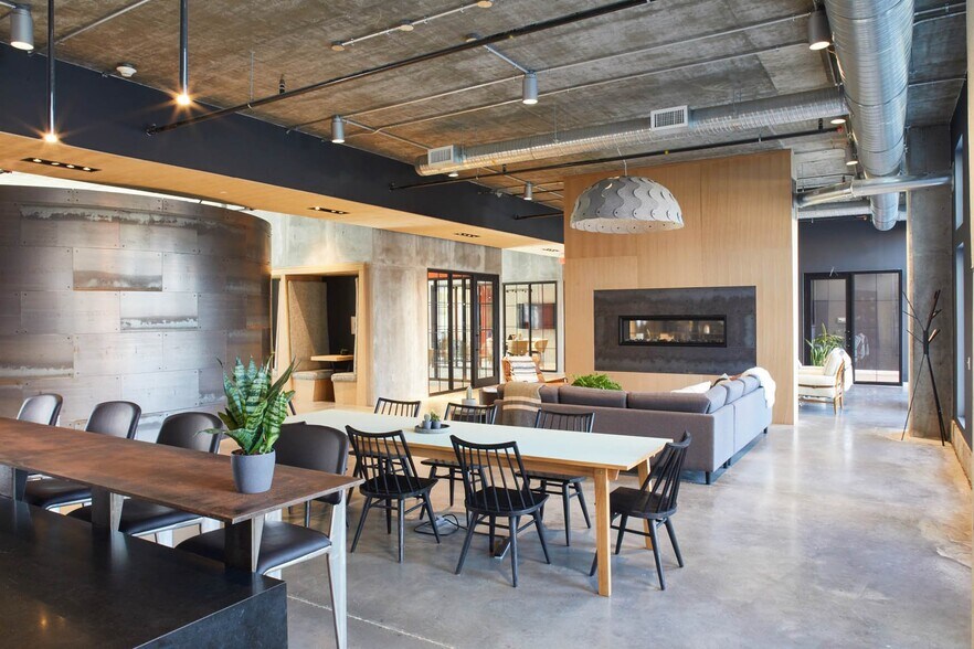 More Photos Of 99 Main St, Hartford Apartments For Lease