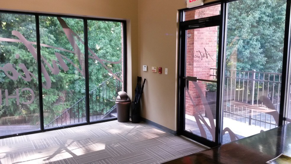 More Photos Of 9876 Main St, Woodstock Flex For Sale