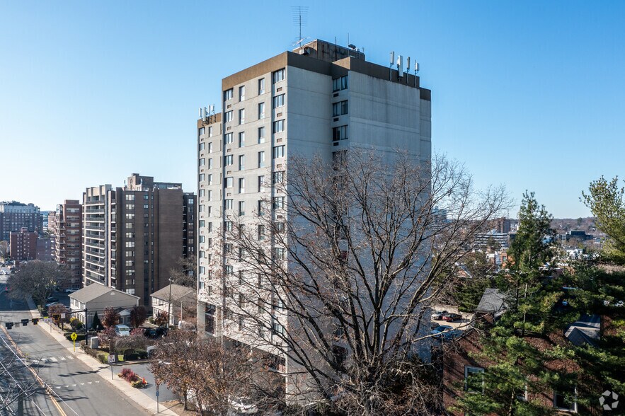 More Photos Of 60 Strawberry Hill Ave, Stamford Apartments For Sale