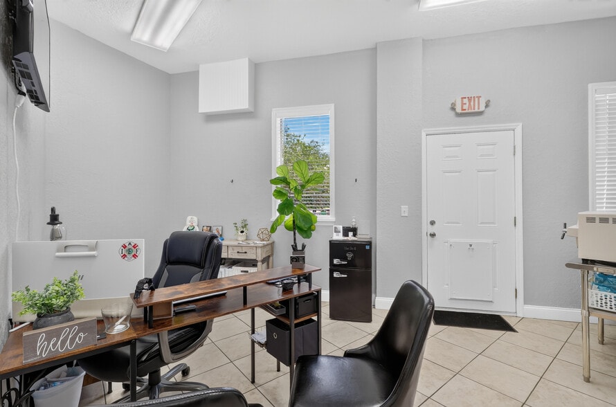 More Photos Of 119 Main St, Auburndale Storefront Retail Office For Sale