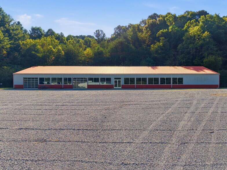 Primary Photo Of 4095 Highway 11 E, Bluff City Freestanding For Sale