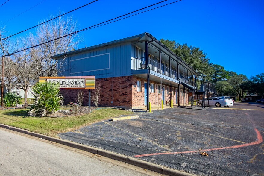 More Photos Of , Lufkin Multifamily For Sale