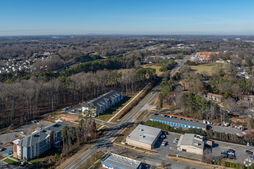 More Photos Of 14801 Statesville Rd, Huntersville Apartments For Sale