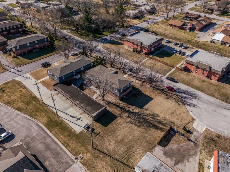 More Photos Of 3102 Sierra Pky, Hutchinson Apartments For Sale