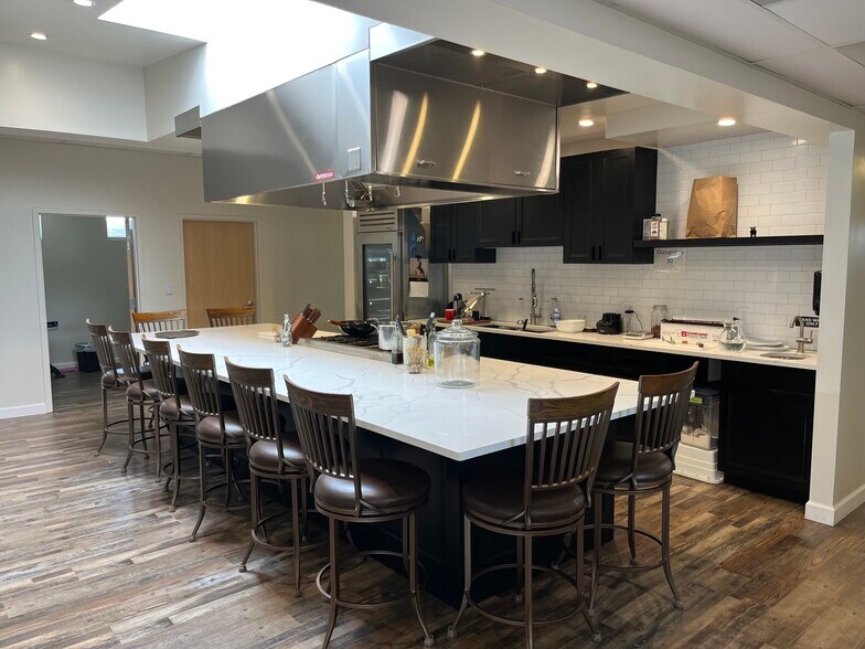 More Photos Of 4720 Tejon St, Denver Loft Creative Space For Sale