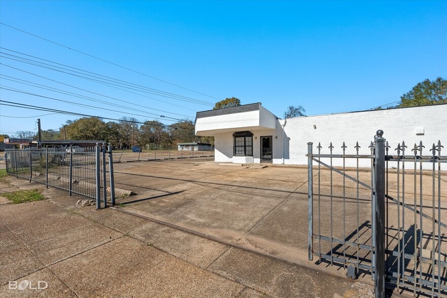More Photos Of 4140 Hollywood Ave, Shreveport Healthcare For Sale