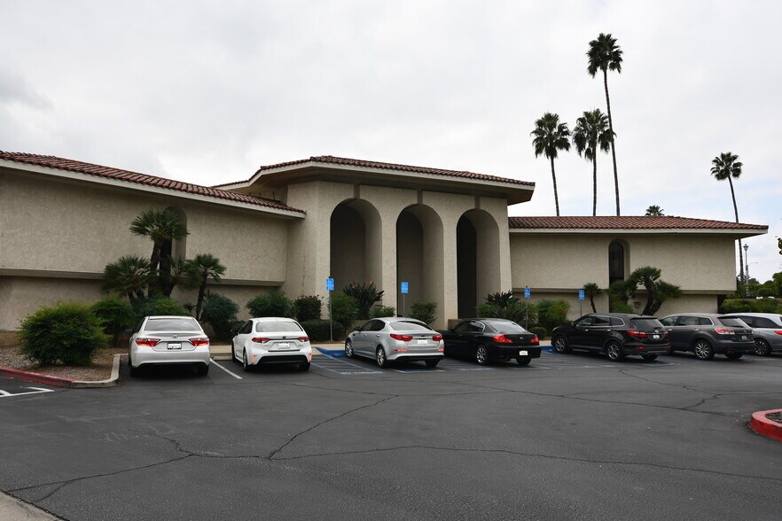 More Photos Of 1334 W Covina Blvd, San Dimas Medical For Lease