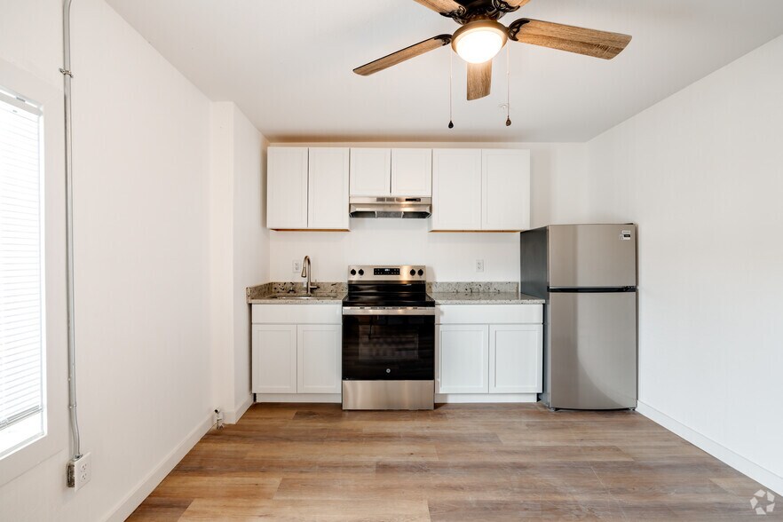 More Photos Of 1305 Washington Ave, Bay City Apartments For Sale