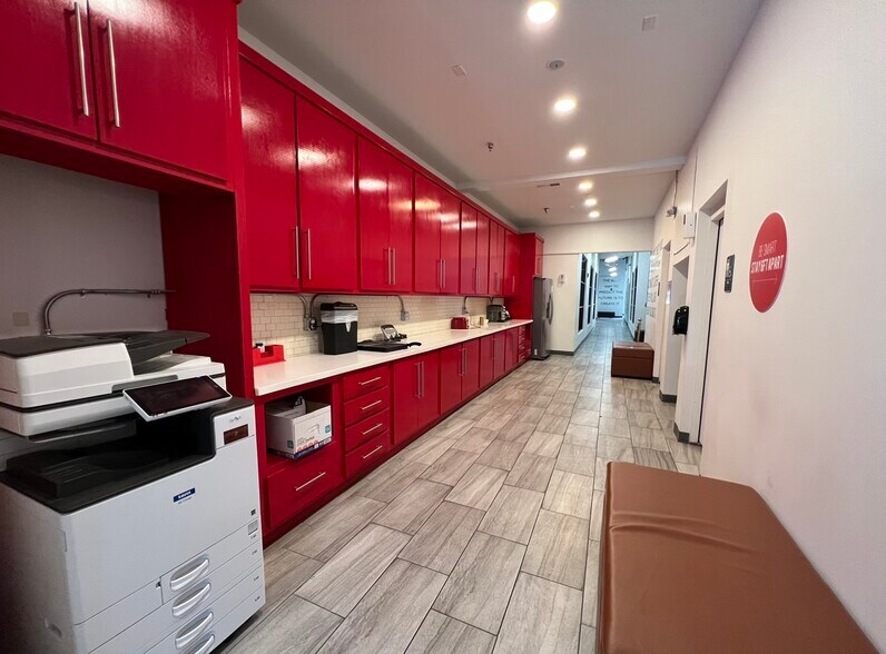 More Photos Of 522 W San Francisco Ave, El Paso Coworking Space
