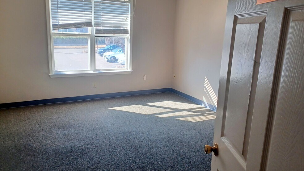 More Photos Of 2785 Summer Oaks Dr, Bartlett Medical For Lease