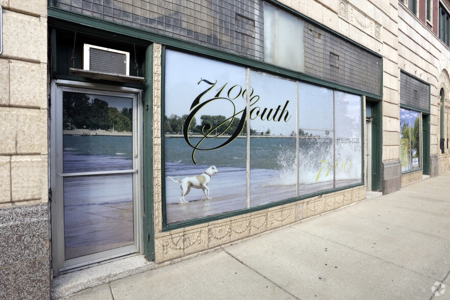 More Photos Of 7100 S South Shore Dr, Chicago Apartments For Lease