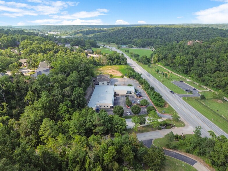 More Photos Of 2601 N Walton Blvd, Bentonville Office For Lease