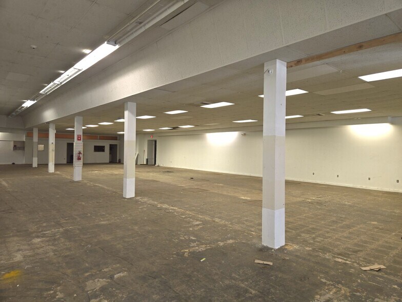 More Photos Of 43 E Bridge St, Spring City Unknown For Lease