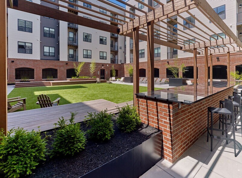 More Photos Of 307 W Elizabeth Ave, Linden Apartments For Lease