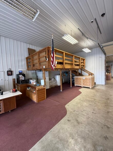 More Photos Of 2414 Batestown Rd, Danville Flex For Sale