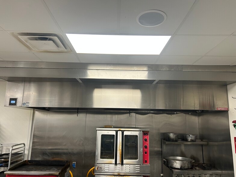 More Photos Of 2718 Graves Dr, Goldsboro Freestanding For Lease