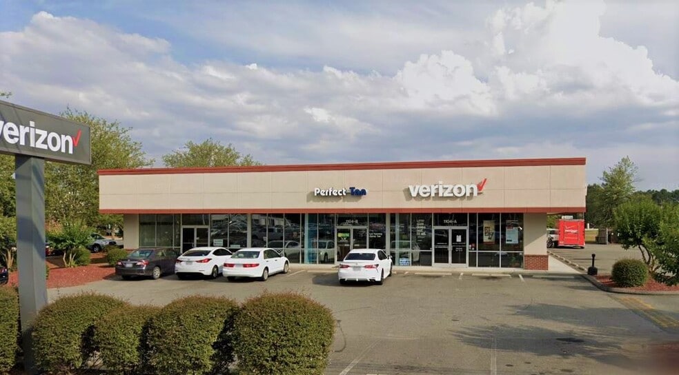 More Photos Of 1104 N Brightleaf Blvd, Smithfield Storefront For Lease