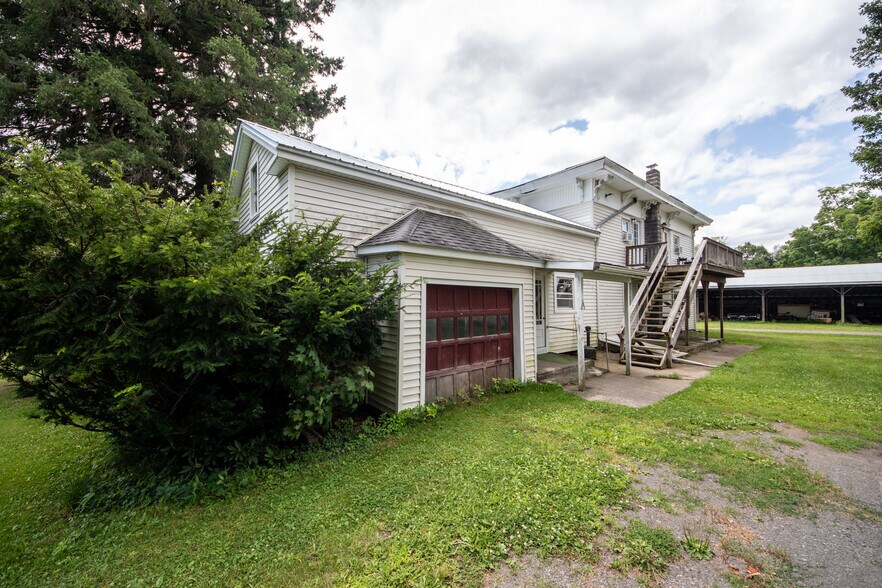 More Photos Of 571 Southside Dr, Oneonta Apartments For Sale