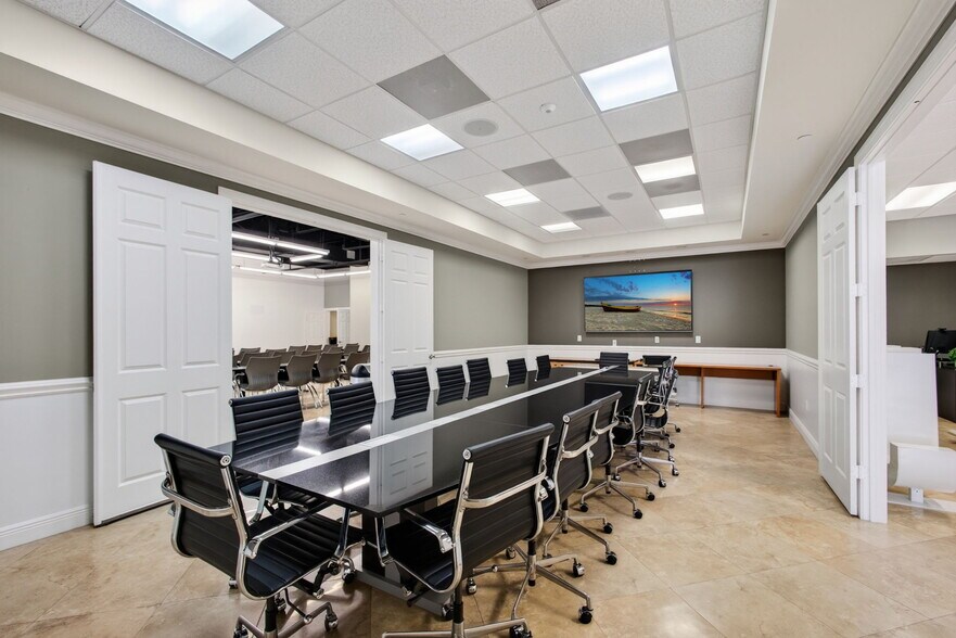 More Photos Of 2151 S Alternate A1A Hwy, Jupiter Medical For Sale