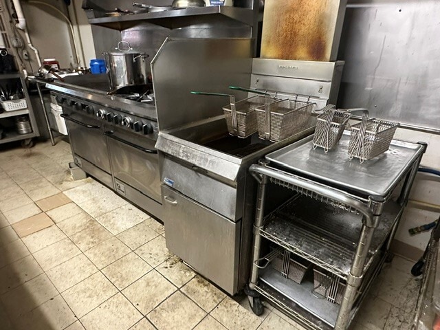 More Photos Of 218 Main St, Beemer Restaurant For Sale