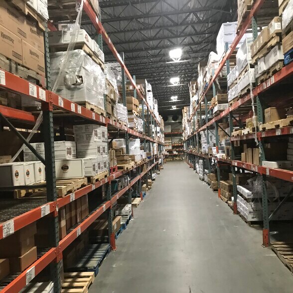 More Photos Of 2655 E Richmond St, Shawano Warehouse For Lease