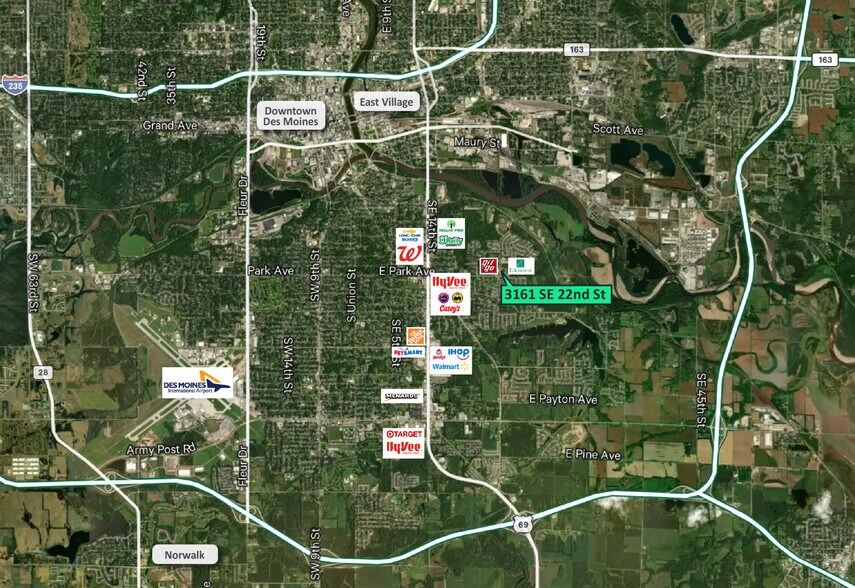 More Photos Of 3161 SE 22nd St, Des Moines Office For Sale