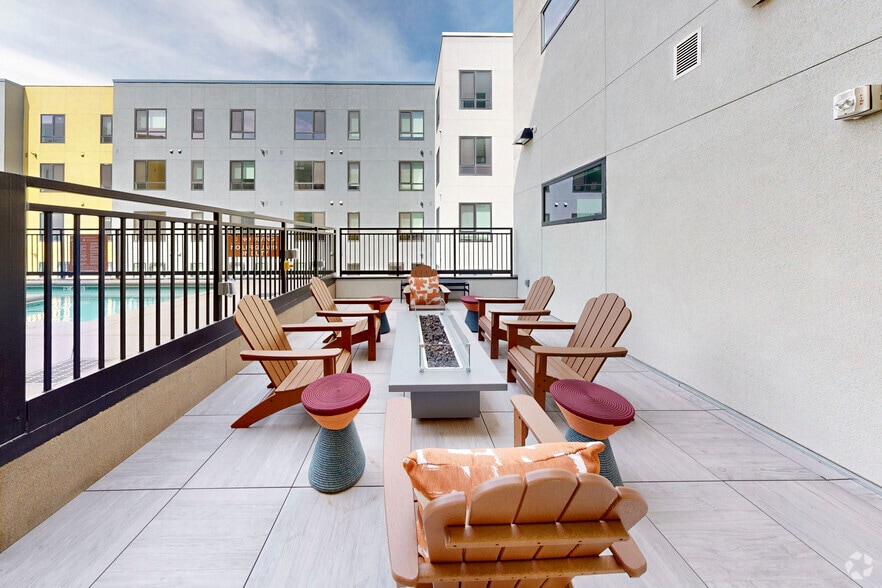 More Photos Of 1040 Santa Fe Dr, Denver Apartments For Lease