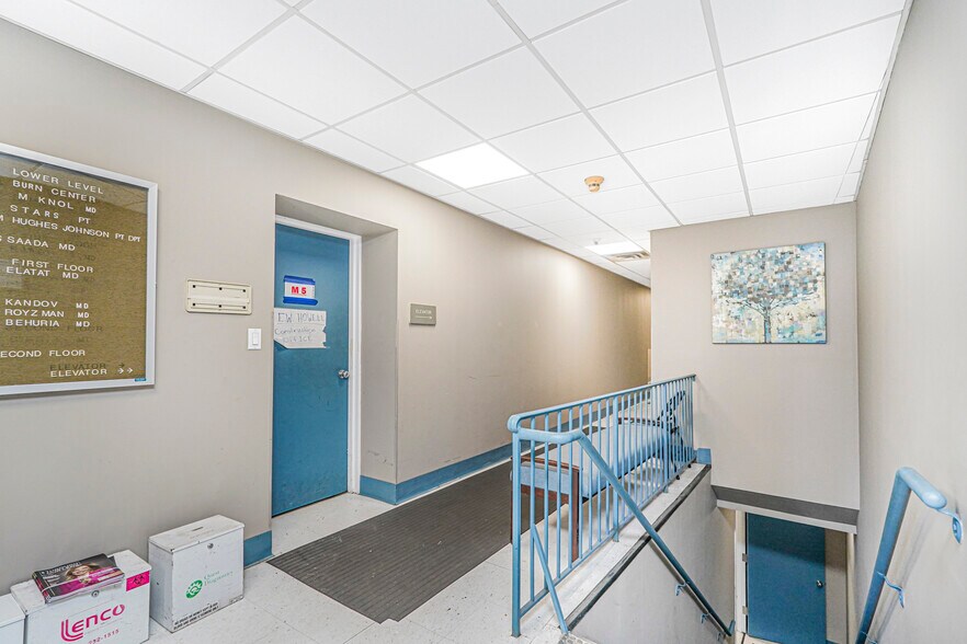 More Photos Of 705 86th St, Brooklyn Office Residential For Sale