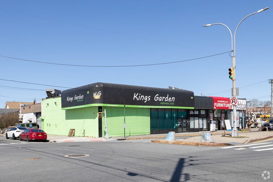 More Photos Of , Brooklyn General Retail For Sale