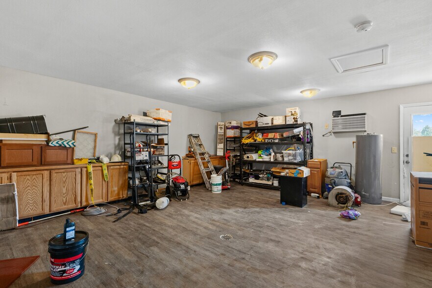 More Photos Of 10236 Halls Ferry Rd, Saint Louis Office For Sale