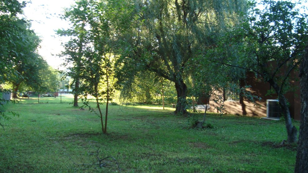 More Photos Of 143 E Walker Rd, Camp Verde Specialty For Sale