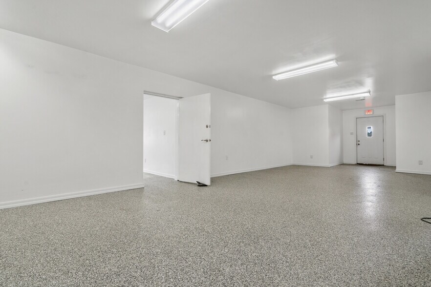 More Photos Of 1227 Deeds Ave, Dayton Warehouse For Lease