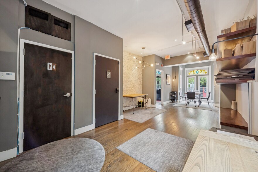 More Photos Of 1508 U St NW, Washington Office For Sale