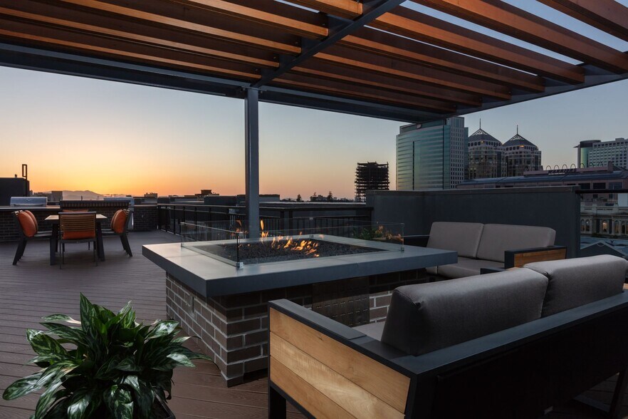 More Photos Of 777 Broadway, Oakland Apartments For Lease