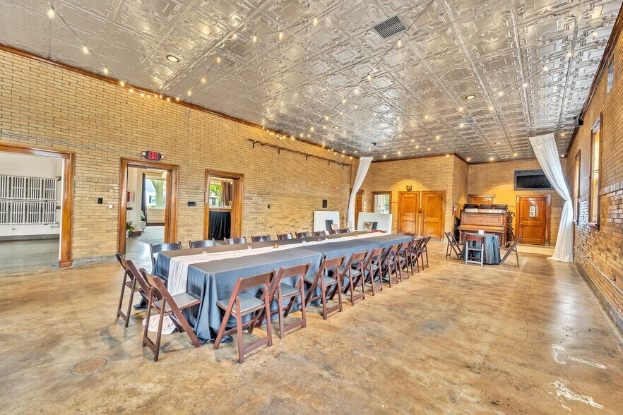 More Photos Of 407 N Hawley Rd, Milwaukee Lodge Meeting Hall For Sale