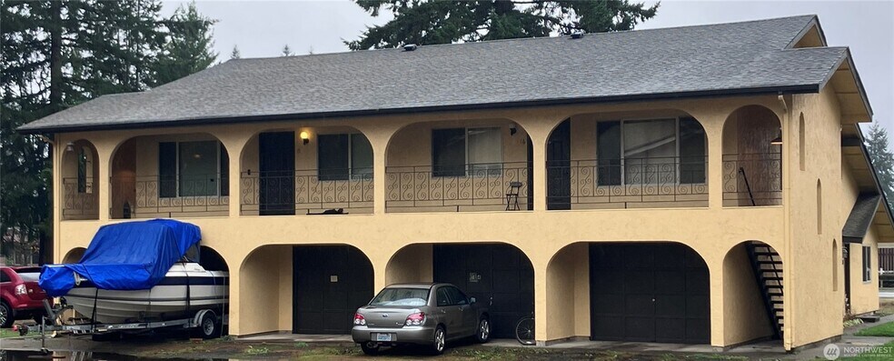 Primary Photo Of 1125 N 13th St, Shelton Multifamily For Sale