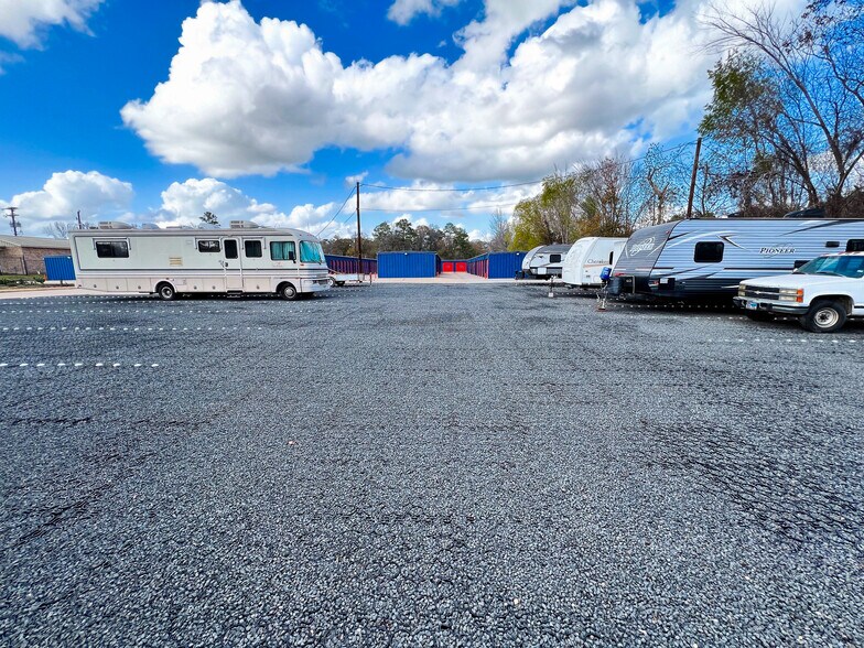 More Photos Of 11483 Old Highway 105 E, Conroe Self Storage For Sale