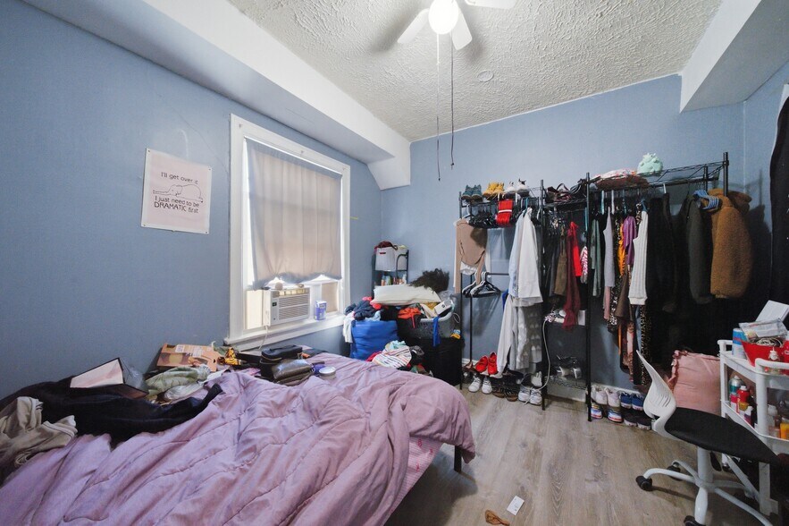 More Photos Of 2038 N Kostner Ave, Chicago Multifamily For Sale