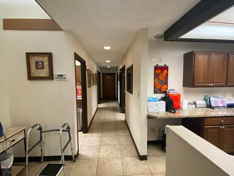 More Photos Of 1060-1080 Delbon Ave, Turlock Medical For Sale